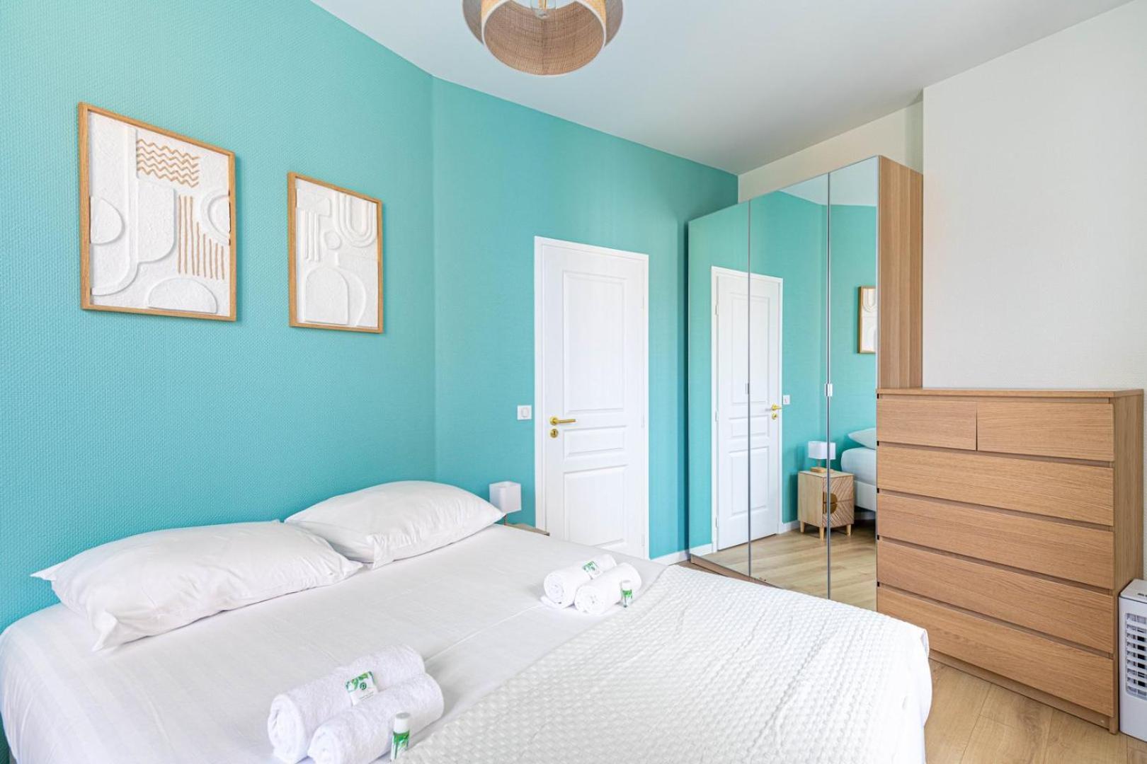 Appartement Guestready - Apt Moderne - Direct Champs Elysees à Clichy Extérieur photo