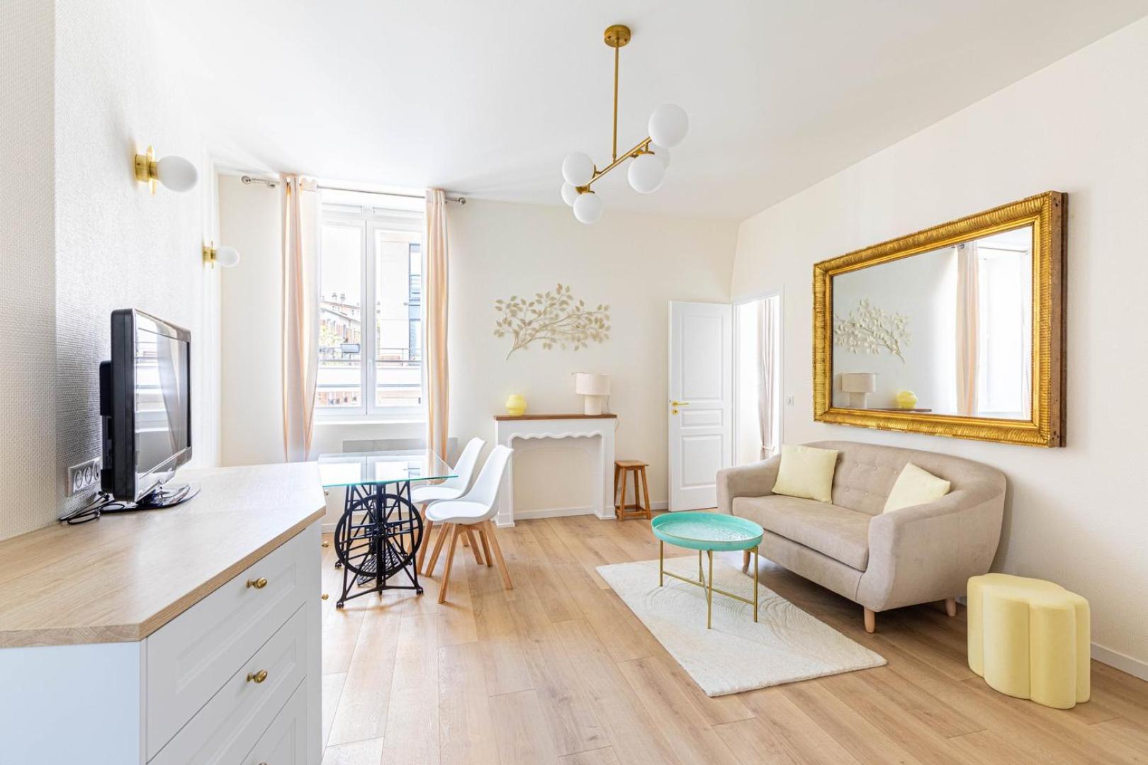 Appartement Guestready - Apt Moderne - Direct Champs Elysees à Clichy Extérieur photo
