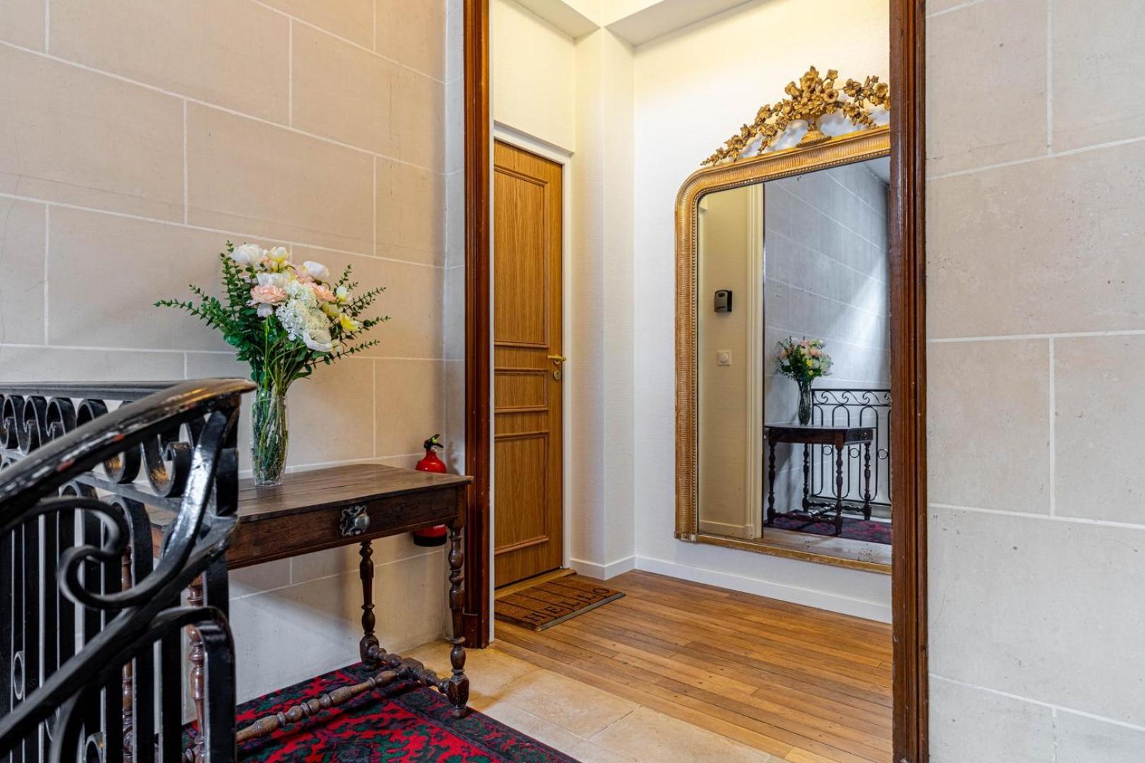 Appartement Guestready - Apt Moderne - Direct Champs Elysees à Clichy Extérieur photo